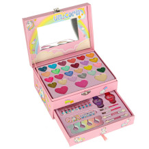 Kuferek jednorożec makeup